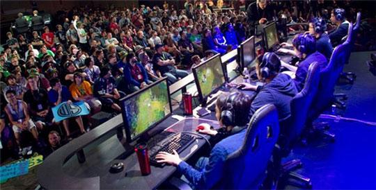 Pro gamers in action Pro gamers in action