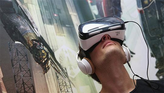 Explore the incredible world of virtual reality with GearVR Explore the incredible world of virtual reality with GearVR